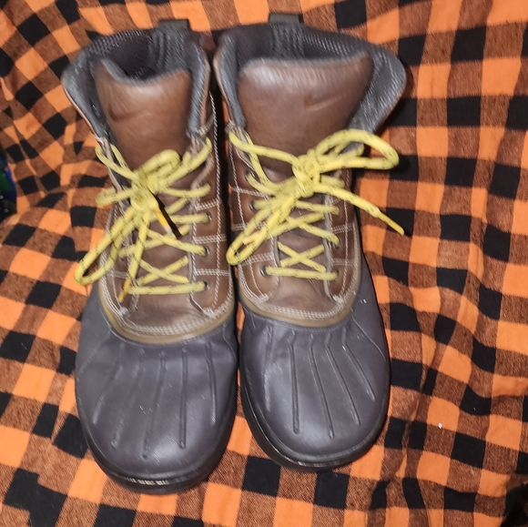 Nike ACG Woodside Mens Size 9.5 Brown Outdoor Leather Lace Up Hiking Duck Boots main image 5